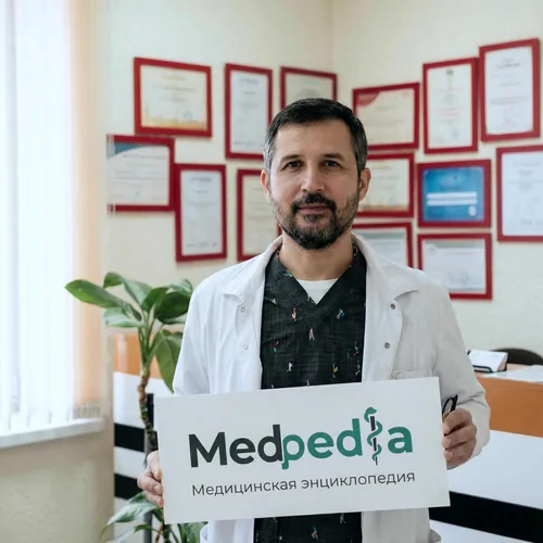 Врач — автор Medpedia (2)
